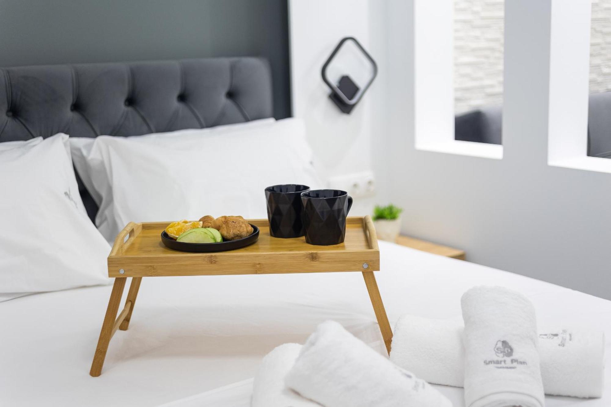 New Luxury Apartment In Downtown Tesalonika Bagian luar foto